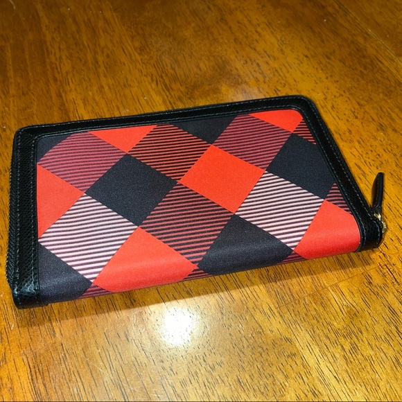 Vera Bradley three quarters zip wallet - Picture 2 of 3